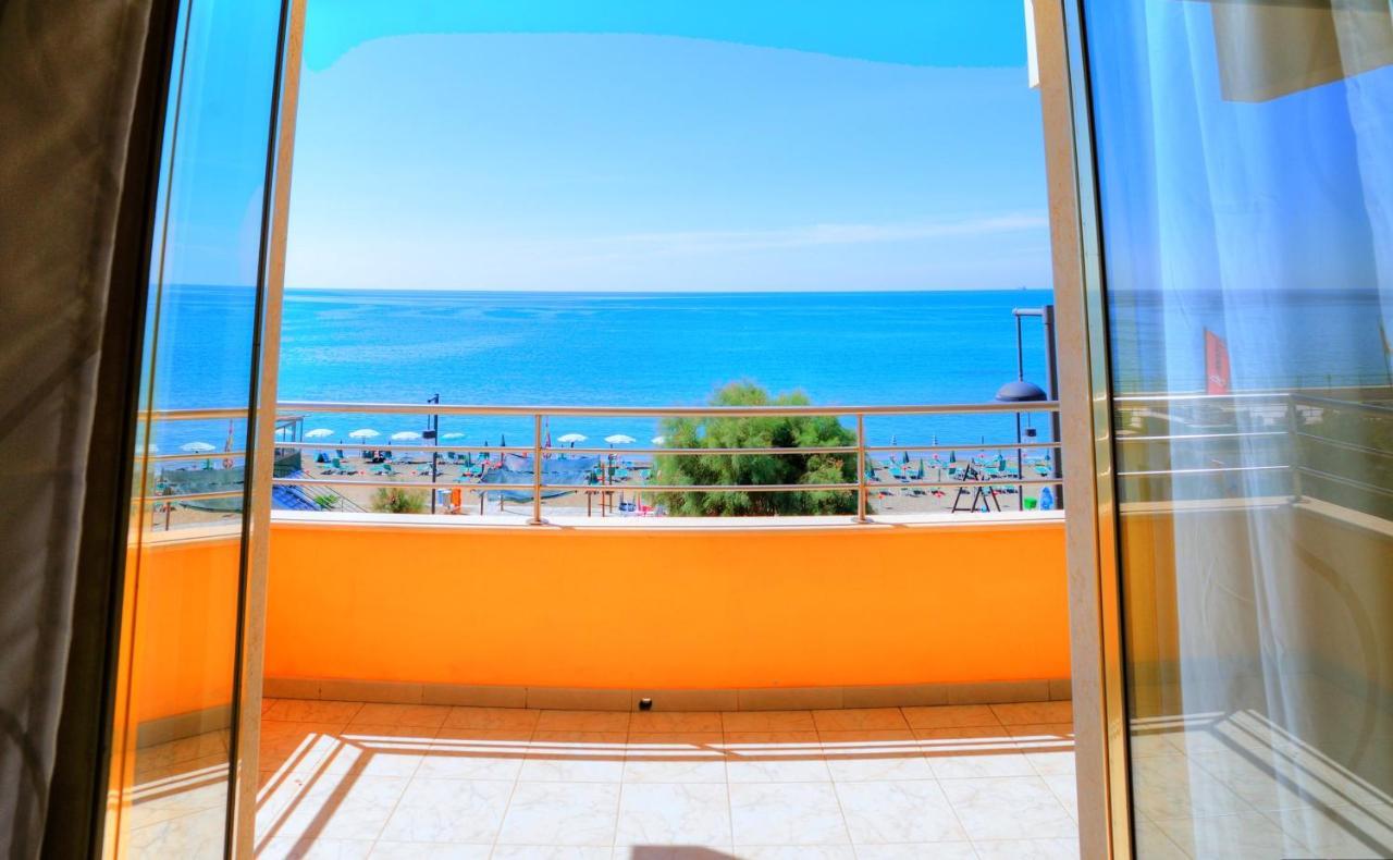 Hotel Panoramico Scauri  Dış mekan fotoğraf